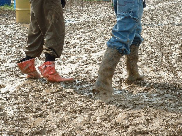 An $800.00 Pair of Jeans? With fake mud? | WJJK-FM